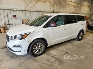 KIA SEDONA LX