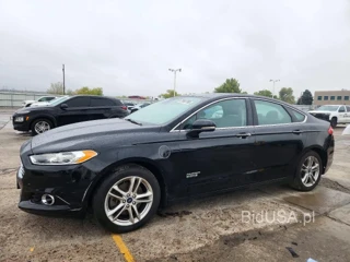 FORD FUSION TITANIUM PHEV