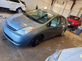 TOYOTA PRIUS BASE