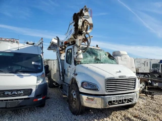 FREIGHTLINER M2