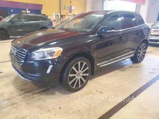 VOLVO XC60 T6 PLATINUM