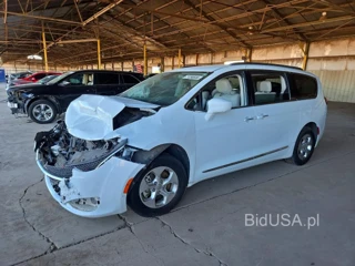 CHRYSLER PACIFICA TOURING L PLUS