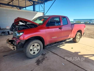 TOYOTA TUNDRA DOUBLE CAB SR5