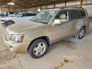 TOYOTA HIGHLANDER LIMITED
