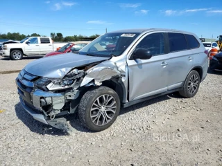 MITSUBISHI OUTLANDER SE
