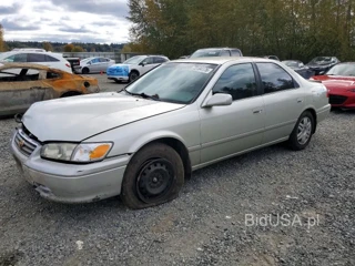 TOYOTA CAMRY LE V6