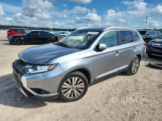 MITSUBISHI OUTLANDER SE