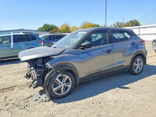NISSAN KICKS S