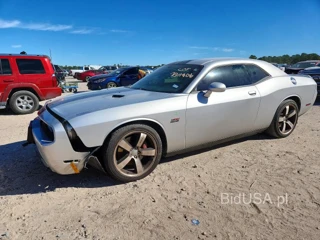 DODGE CHALLENGER SRT-8