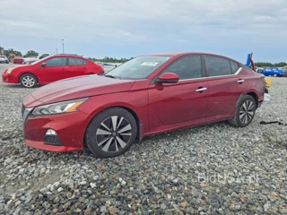 NISSAN ALTIMA SV