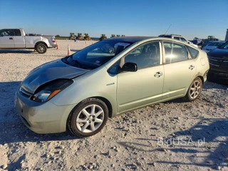 TOYOTA PRIUS TOURING