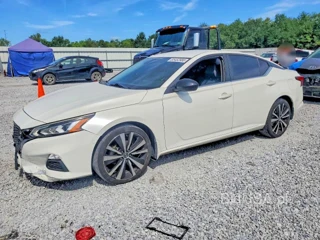 NISSAN ALTIMA SR