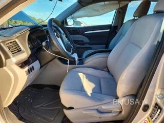 TOYOTA HIGHLANDER LE