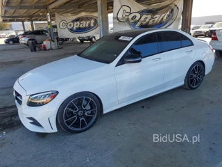 MERCEDES-BENZ C 300