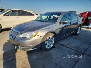 CHRYSLER 200 TOURING