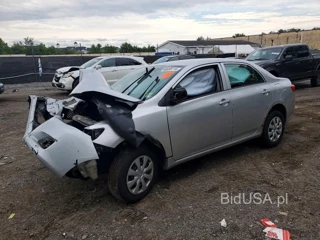 TOYOTA COROLLA BASE