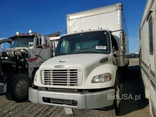 FREIGHTLINER M2 106 MEDIUM DUTY
