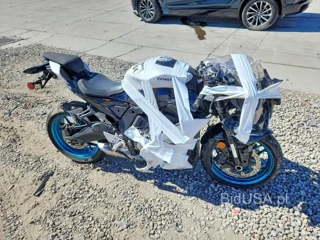 CF MOTO 675SS
