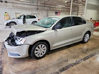 VOLKSWAGEN JETTA BASE
