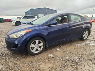 HYUNDAI ELANTRA GLS