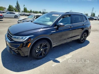 VOLKSWAGEN TIGUAN SE R-LINE BLACK