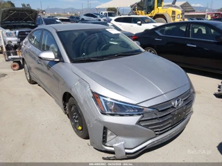 HYUNDAI HYUNDAI ELANTRA SE