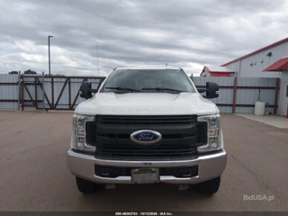 FORD FORD F-350 XL