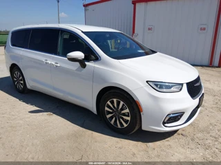 CHRYSLER CHRYSLER PACIFICA HYBRID TOURING L