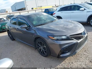 TOYOTA TOYOTA CAMRY SE HYBRID