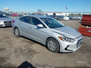 HYUNDAI HYUNDAI ELANTRA SE