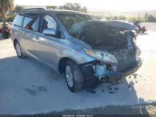 TOYOTA TOYOTA SIENNA XLE 8 PASSENGER