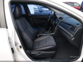 TOYOTA TOYOTA CAMRY SE