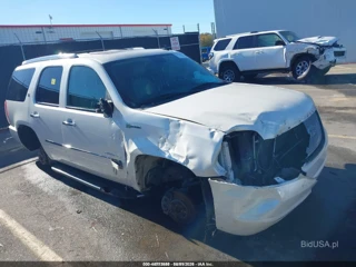 GMC YUKON HYBRID DENALI