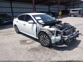 NISSAN NISSAN ALTIMA SV FWD