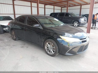 TOYOTA TOYOTA CAMRY SE