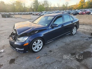 MERCEDES-BENZ C 300 4MATIC