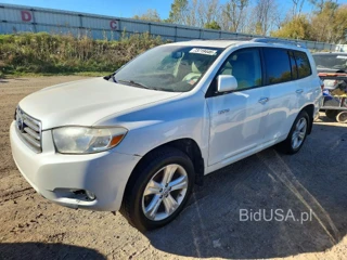 TOYOTA HIGHLANDER LIMITED