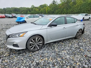 NISSAN ALTIMA SR