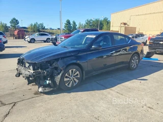 NISSAN ALTIMA S