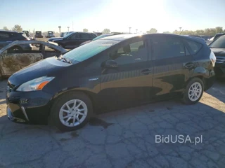 TOYOTA PRIUS V THREE
