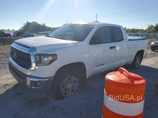 TOYOTA TUNDRA SR5