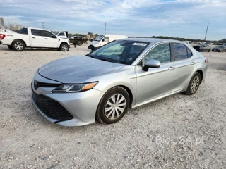 TOYOTA CAMRY L