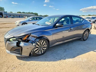 NISSAN ALTIMA SV
