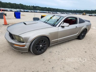 FORD MUSTANG GT