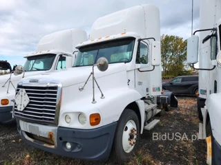 FREIGHTLINER CST120