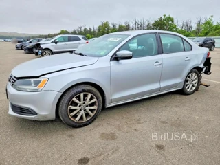 VOLKSWAGEN JETTA SE