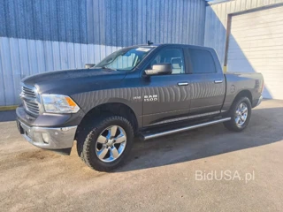 RAM 1500 SLT