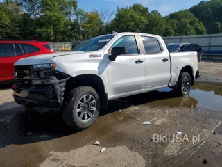 CHEVROLET SILVERADO K1500 LT TRAIL BOSS
