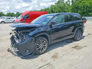 TOYOTA HIGHLANDER XLE