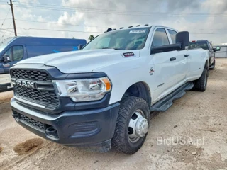 RAM 3500 TRADESMAN